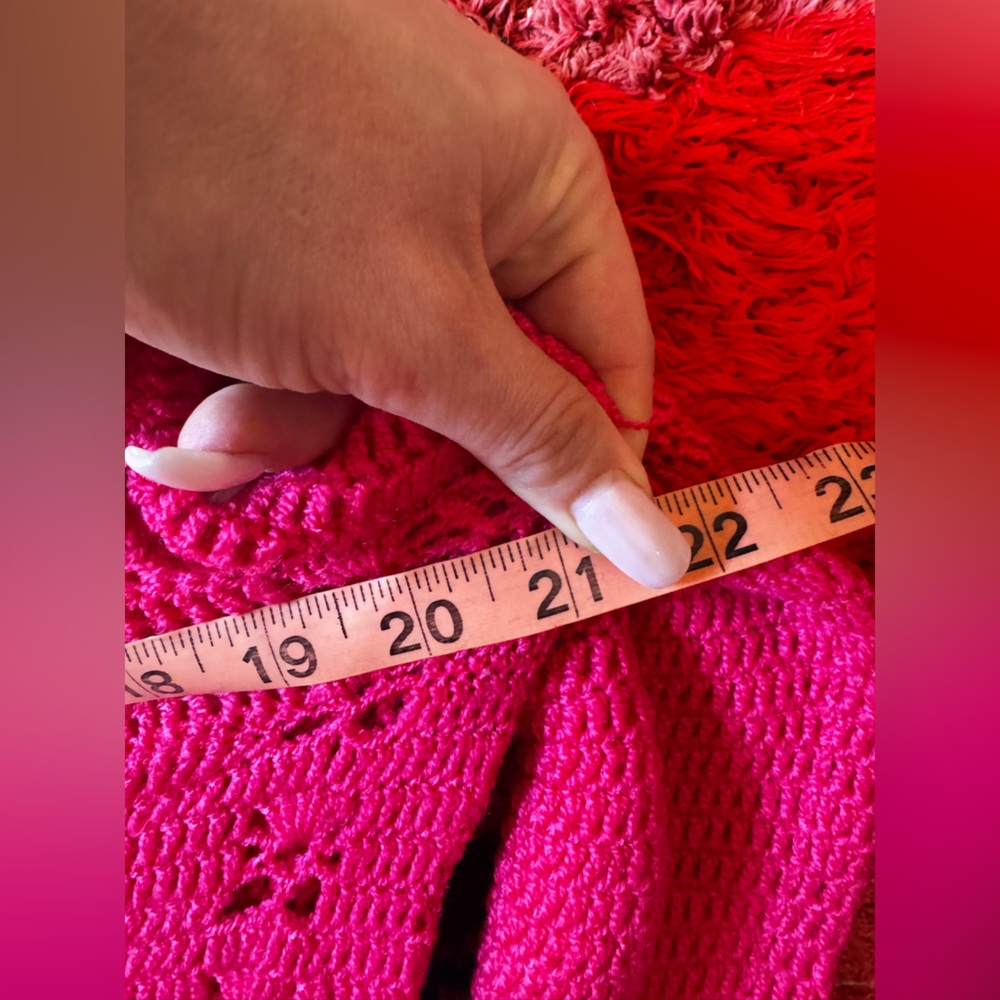 70s Vintage Pink Crochet Knit Dress w Heart Buttons Sz Sm - Picture 7 of 10